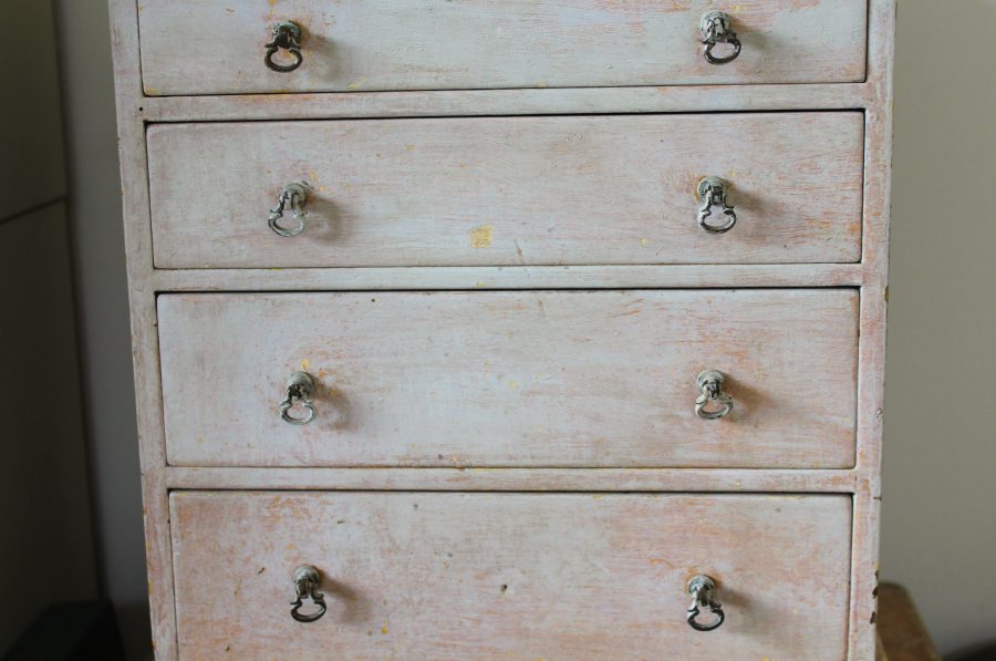 Characterful Vintage Painted Miniature Chest of Drawers/Jewellery/Trinket Box - Image 8