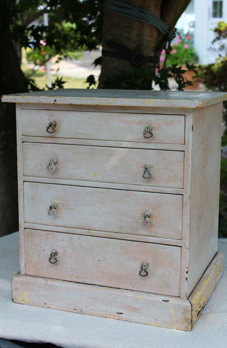 Characterful Vintage Painted Miniature Chest of Drawers/Jewellery/Trinket Box - Image 4