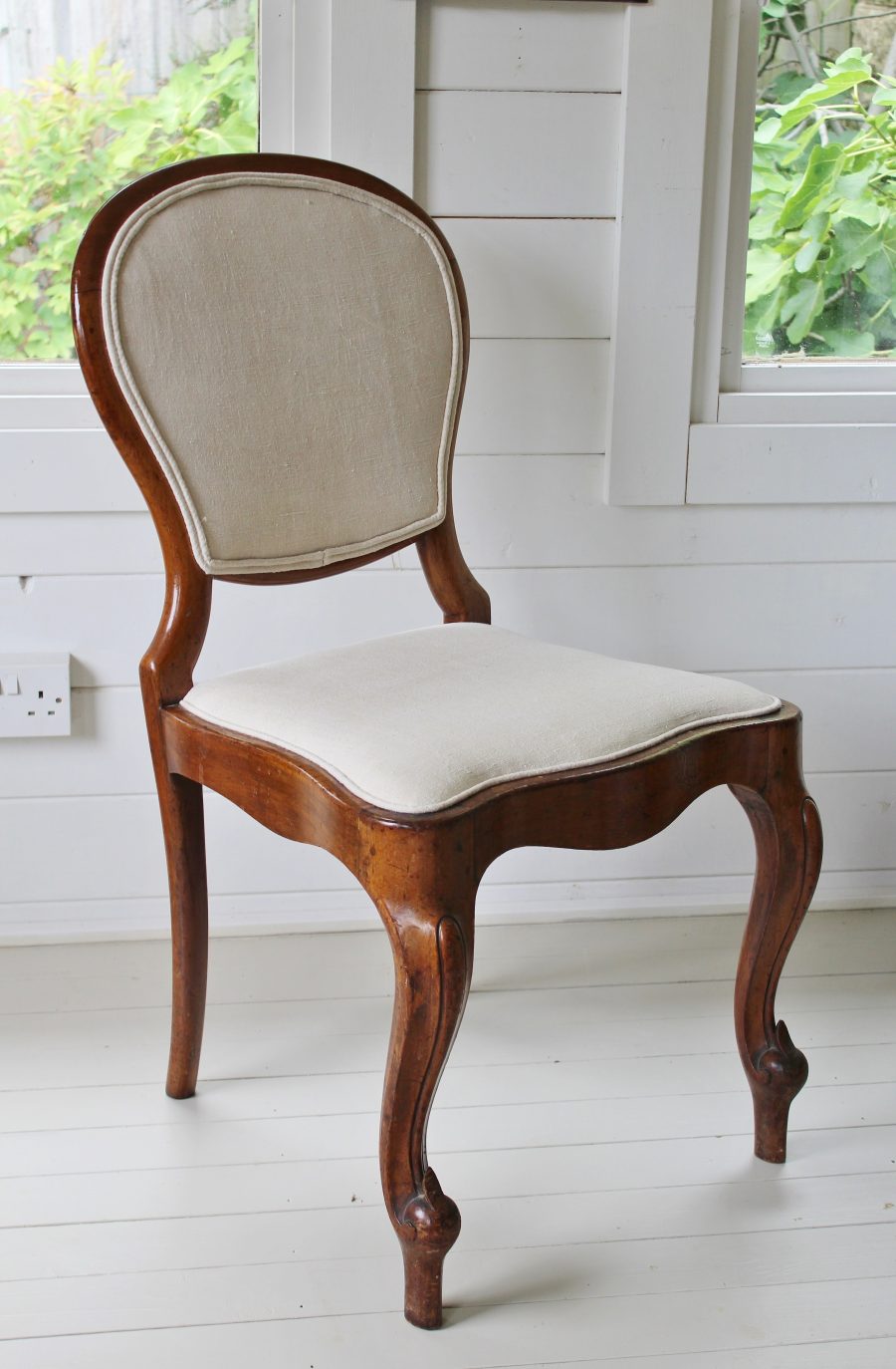 18th Century English Walnut Antique French Linen Upholstered Chair - Image 3