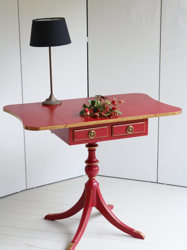 Fine Quality Bijou "Antique Painted" Classic Red & Gilt Mahogany Drop Leaf/Extending/Side/Lamp Table